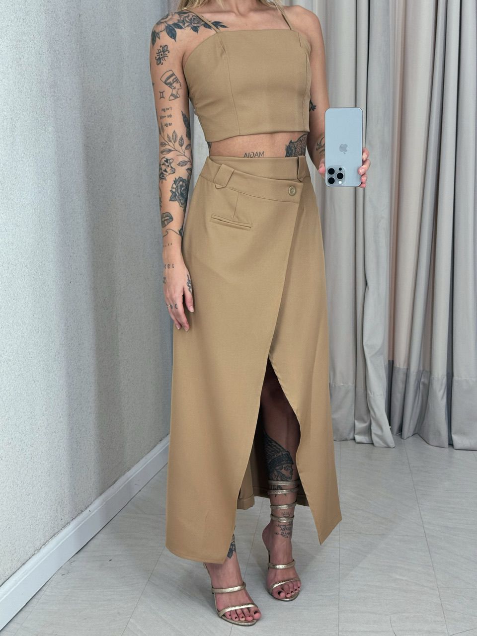 CONJUNTO FELISIA TOP SAIA MIDI Nude