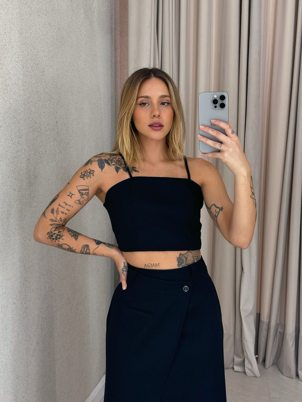 CONJUNTO FELISIA TOP SAIA MIDI preto