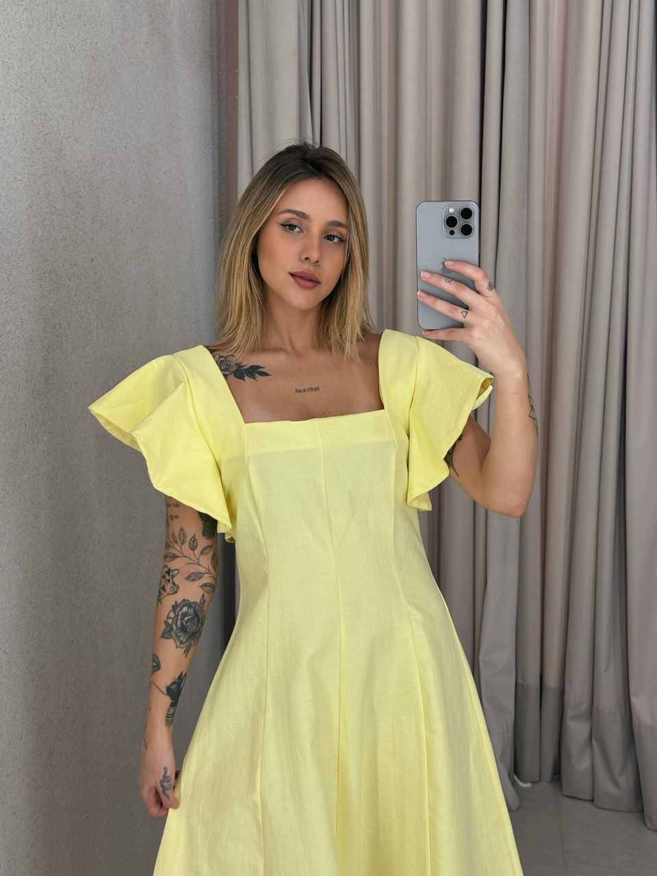 VESTIDO SAMY MANGA BABADO Amarelo