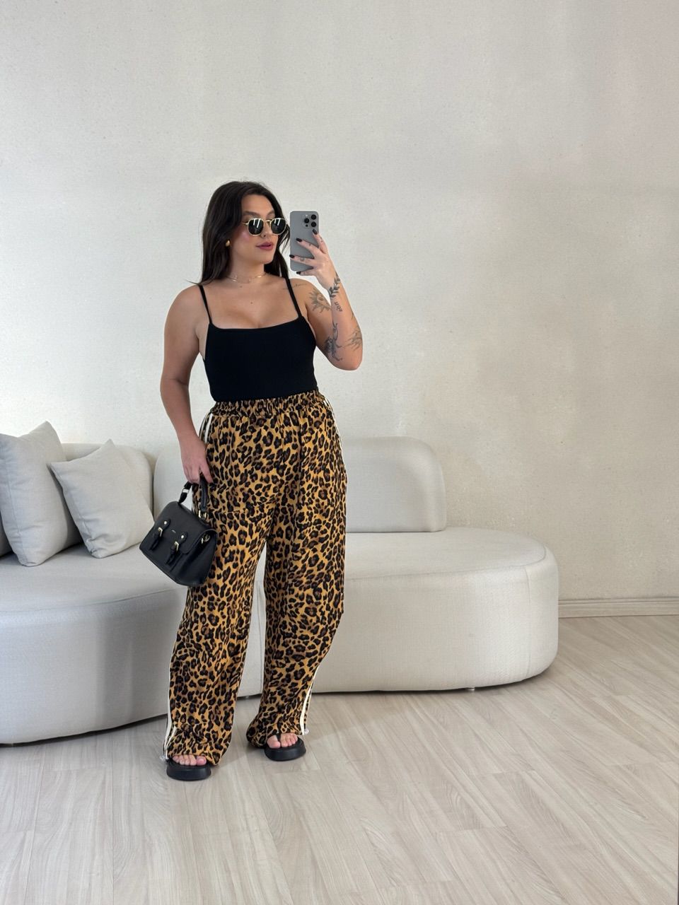 CALÇA VANESSA STREETWEAR ONÇA