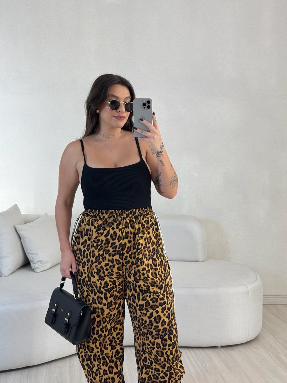 CALÇA VANESSA STREETWEAR ONÇA