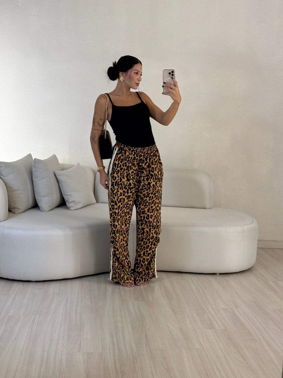 CALÇA VANESSA STREETWEAR ONÇA