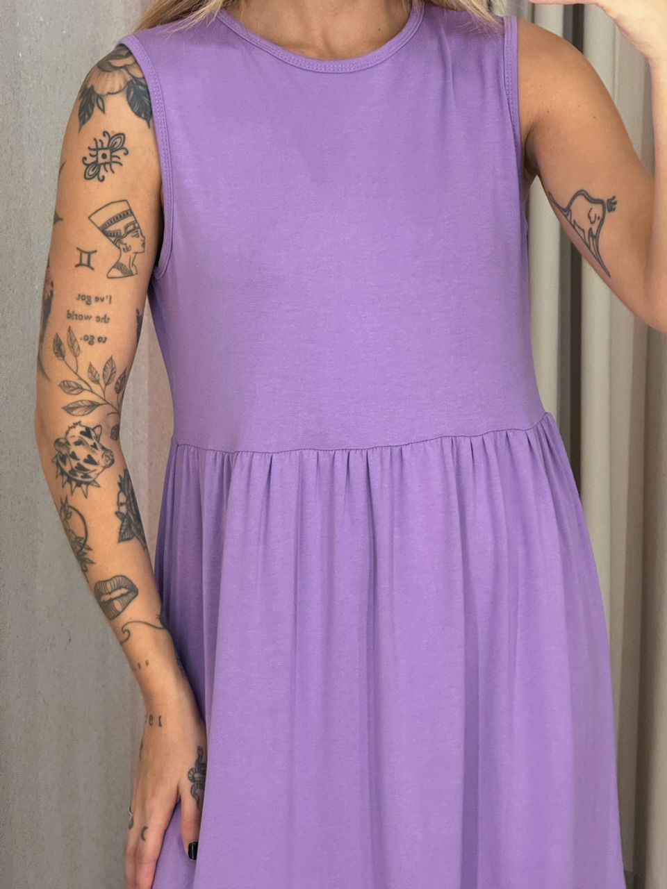 VESTIDO GILDA CAVADO Lilas