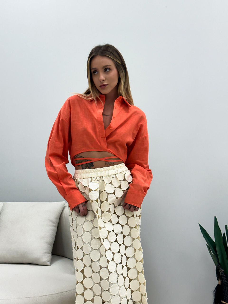 CROPPED CAMISA MANGA LONGA LARANJA