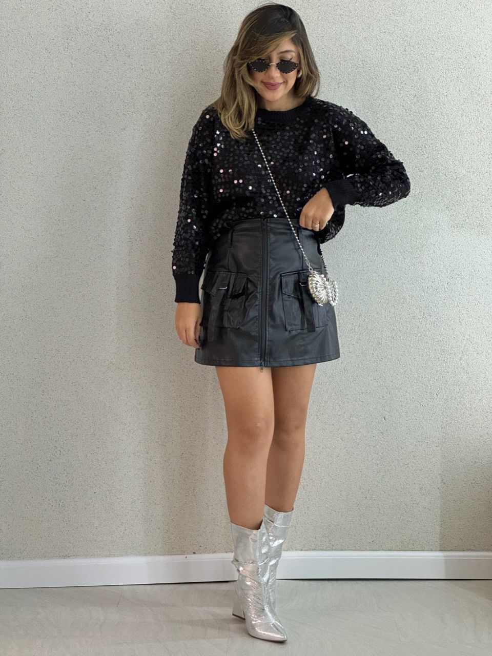 TRICOT GABI LANTEJOULA PRETO