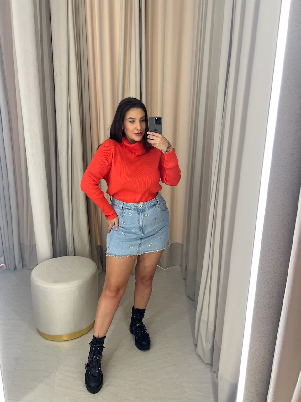 TRICOT LAVÍNIA GOLA ALTA LARANJA