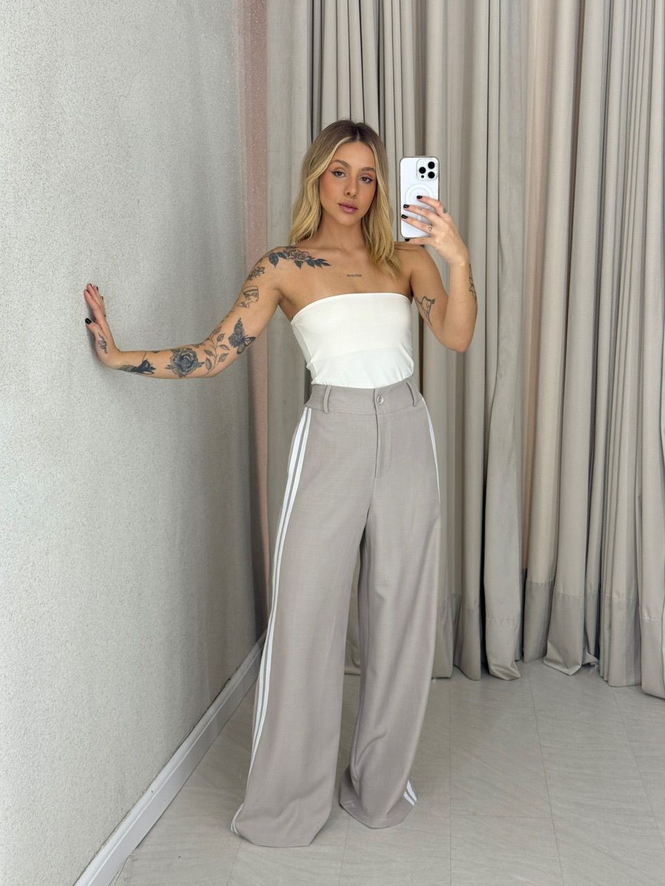 CALÇA KATHERINE LISTRAS CAQUI