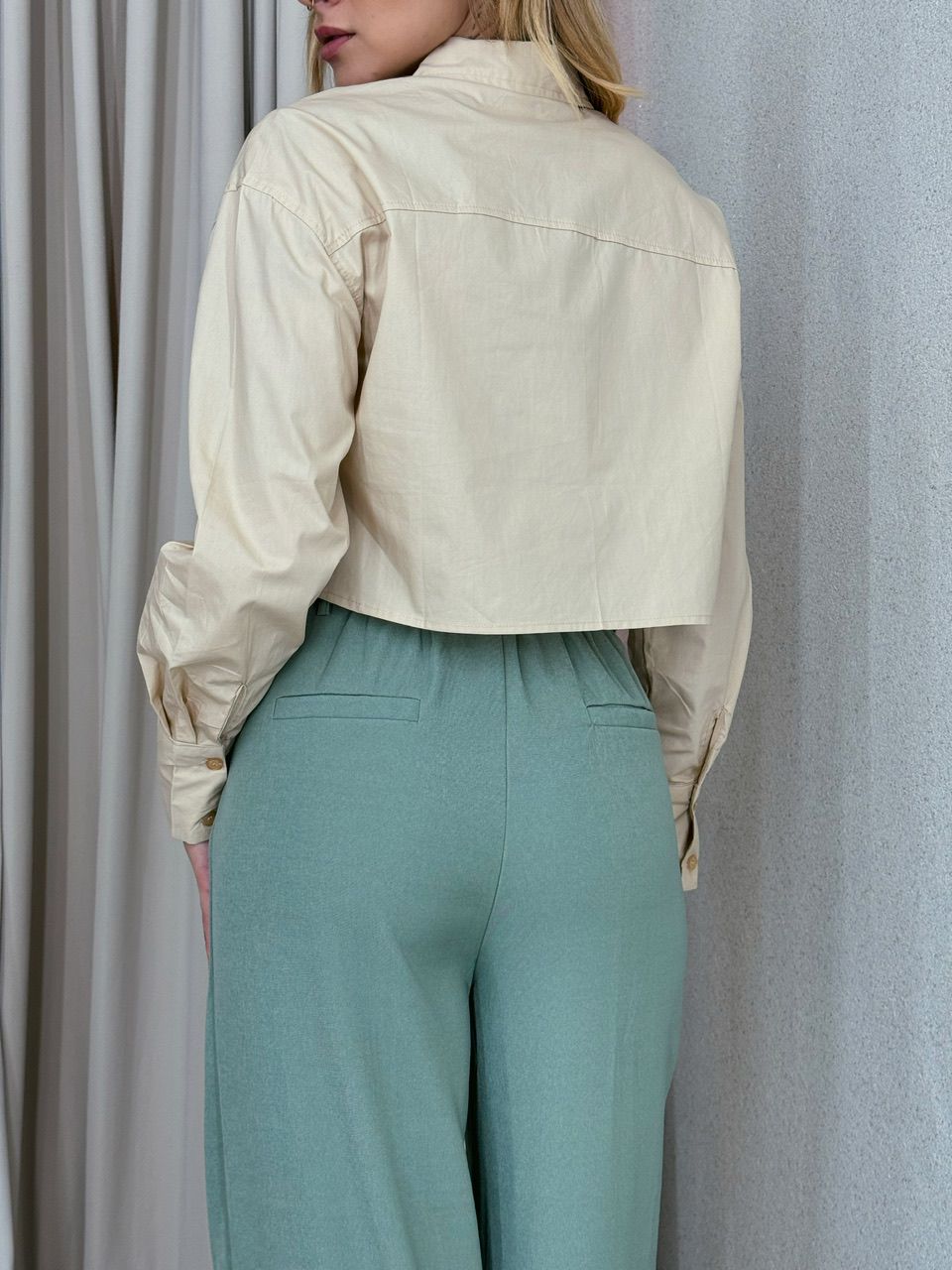 CAMISA CROPPED LUNA NUDE