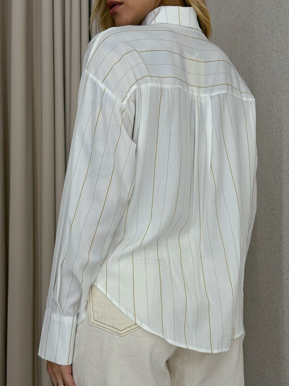 CAMISA MAITÊ LISTRADA OFF