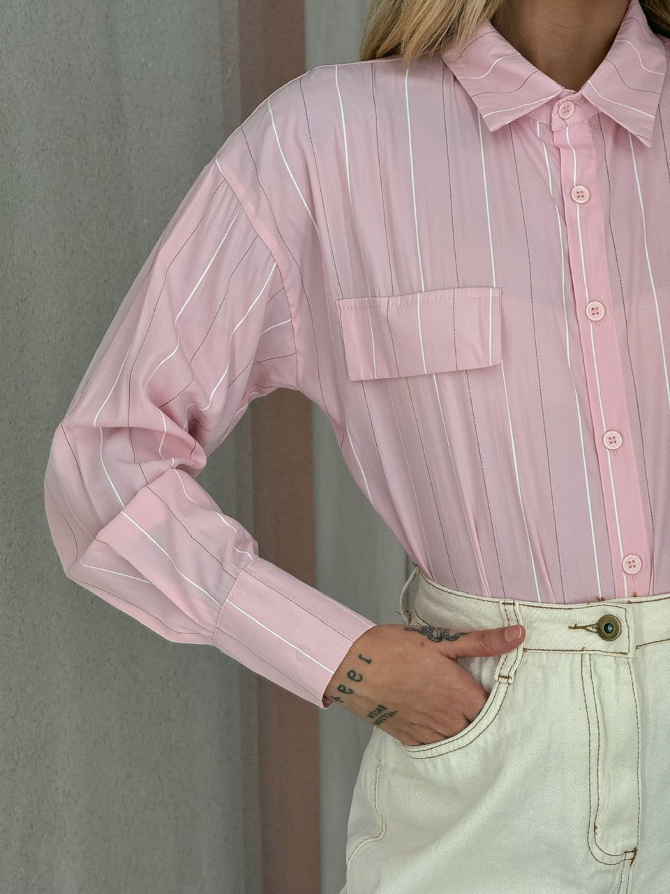 CAMISA MAITÊ LISTRADA ROSA