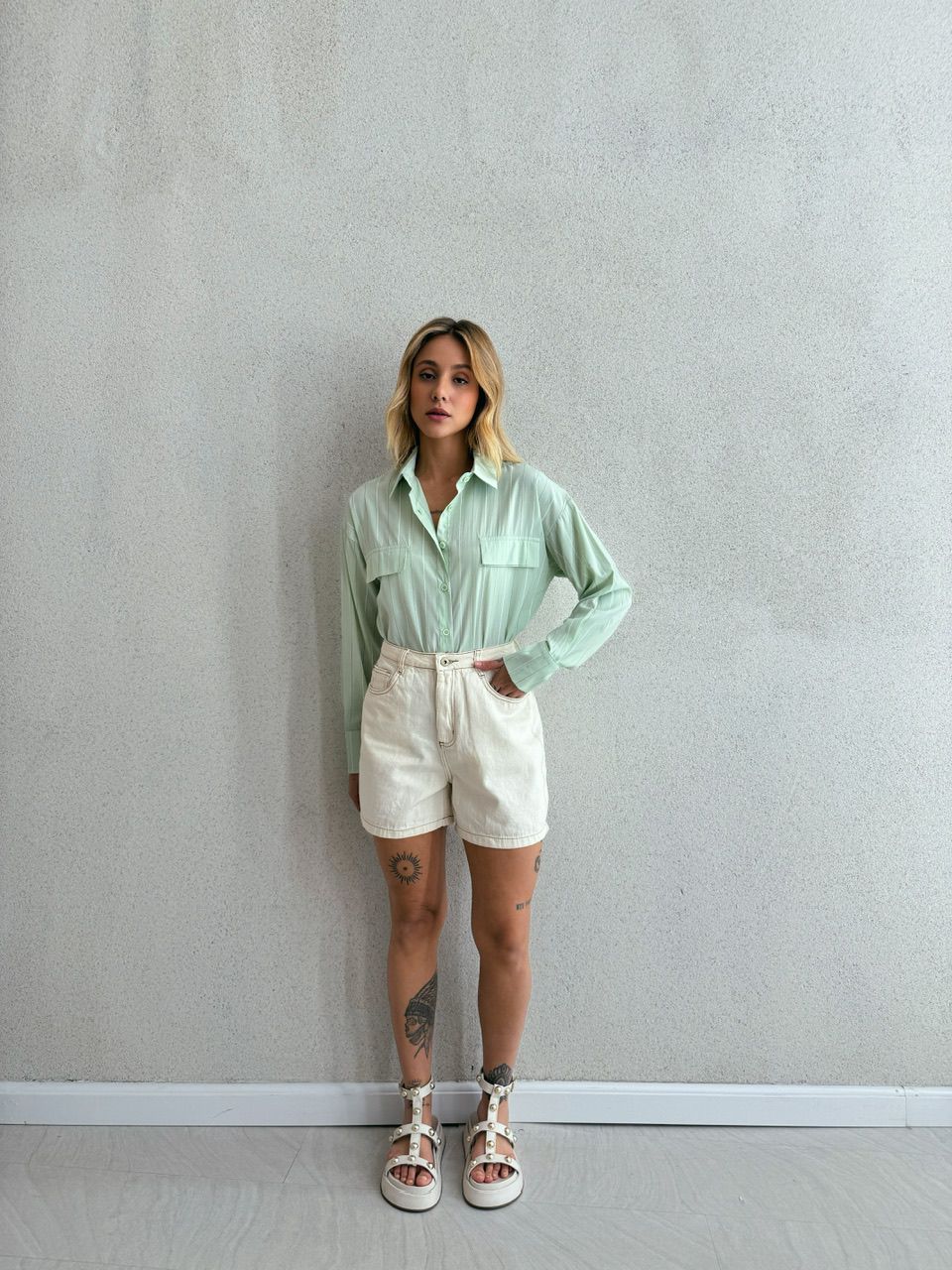CAMISA MAITÊ LISTRADA VERDE