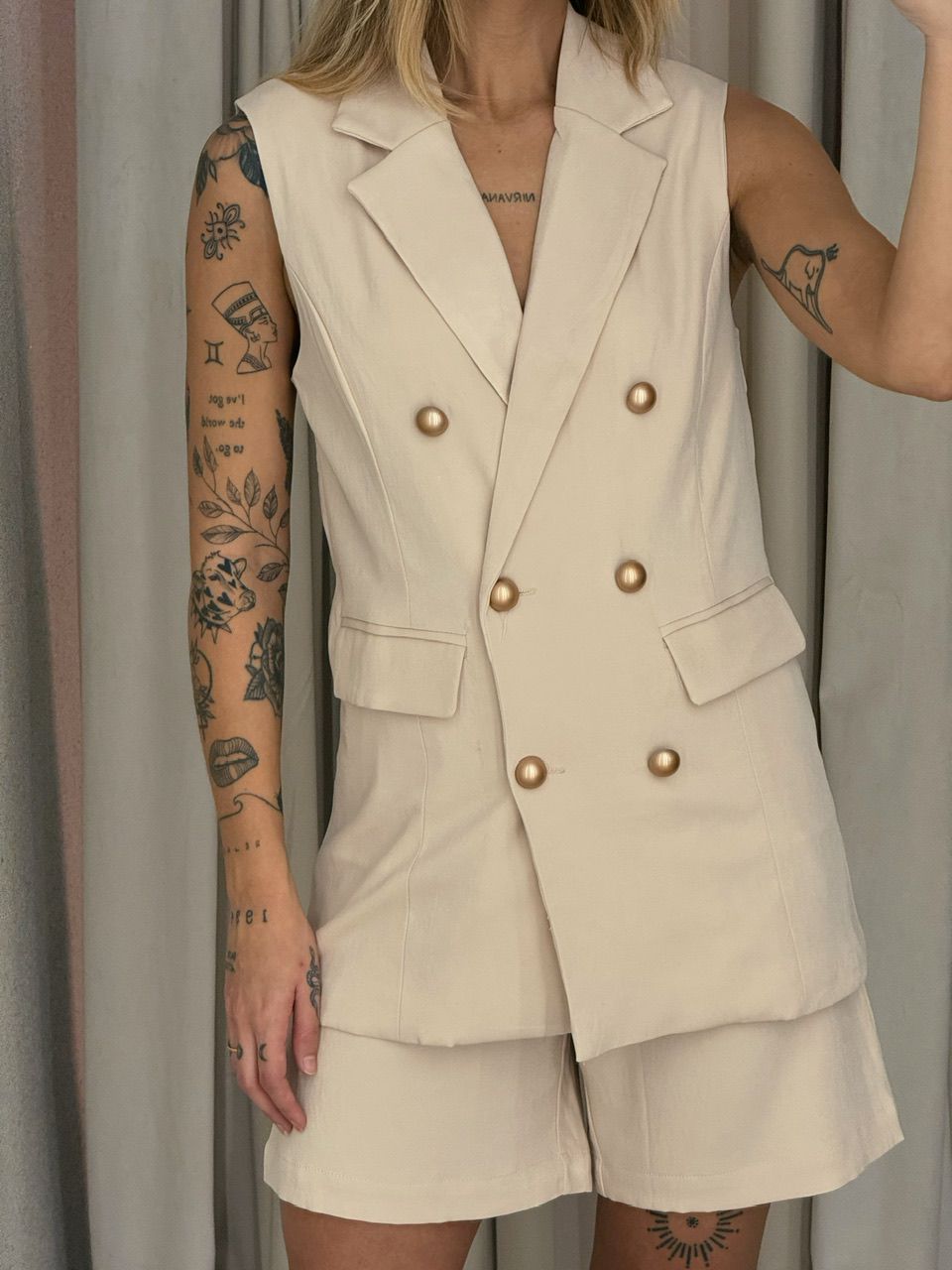 CONJUNTO NÁDIA SHORT COLETE AREIA