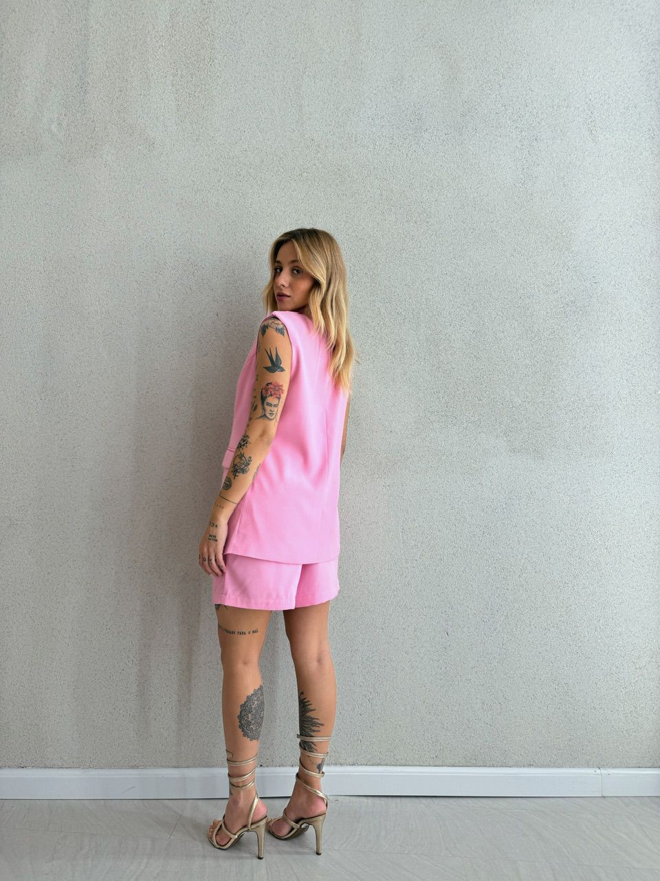 CONJUNTO NÁDIA SHORT COLETE ROSA