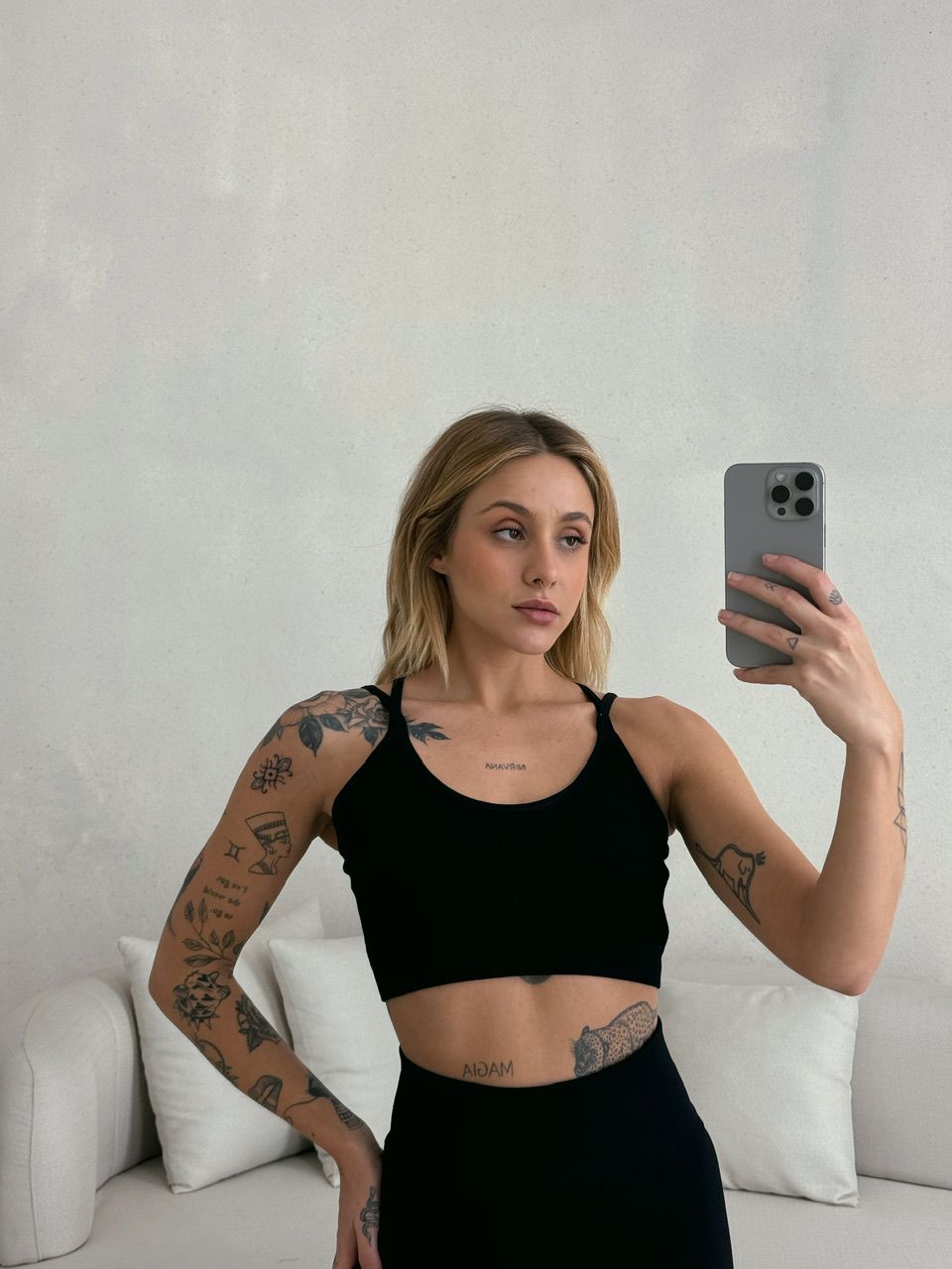 CONJUNTO TOP ALÇA SHORT PRETO