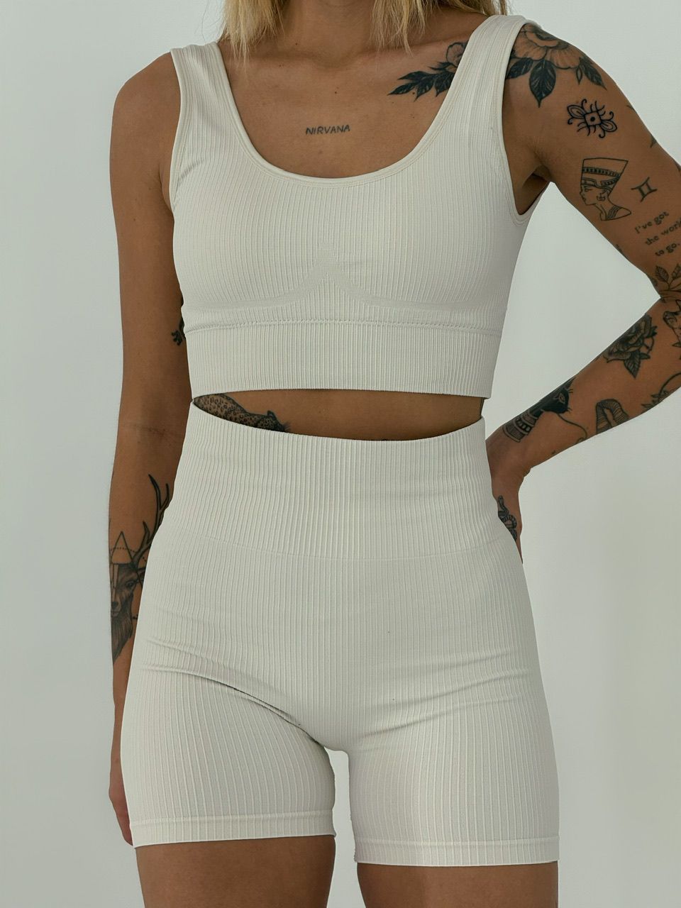 CONJUNTO TOP BOJO SHORT AREIA
