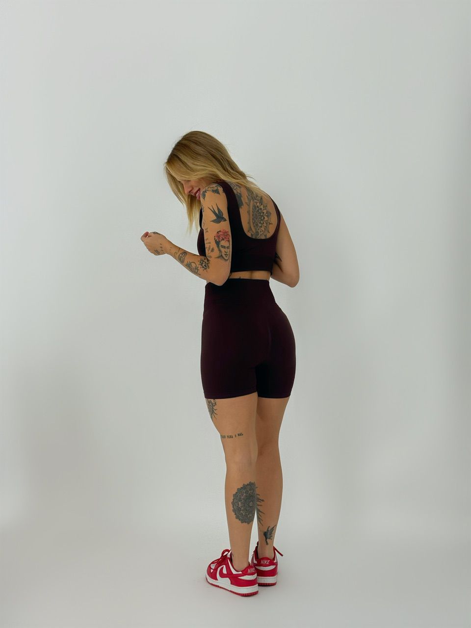 CONJUNTO TOP BOJO SHORT MARROM