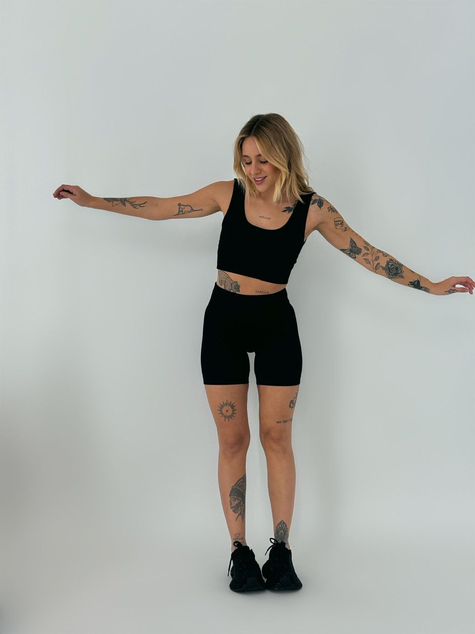 SHORT FITNESS CÓS ALTO PRETO