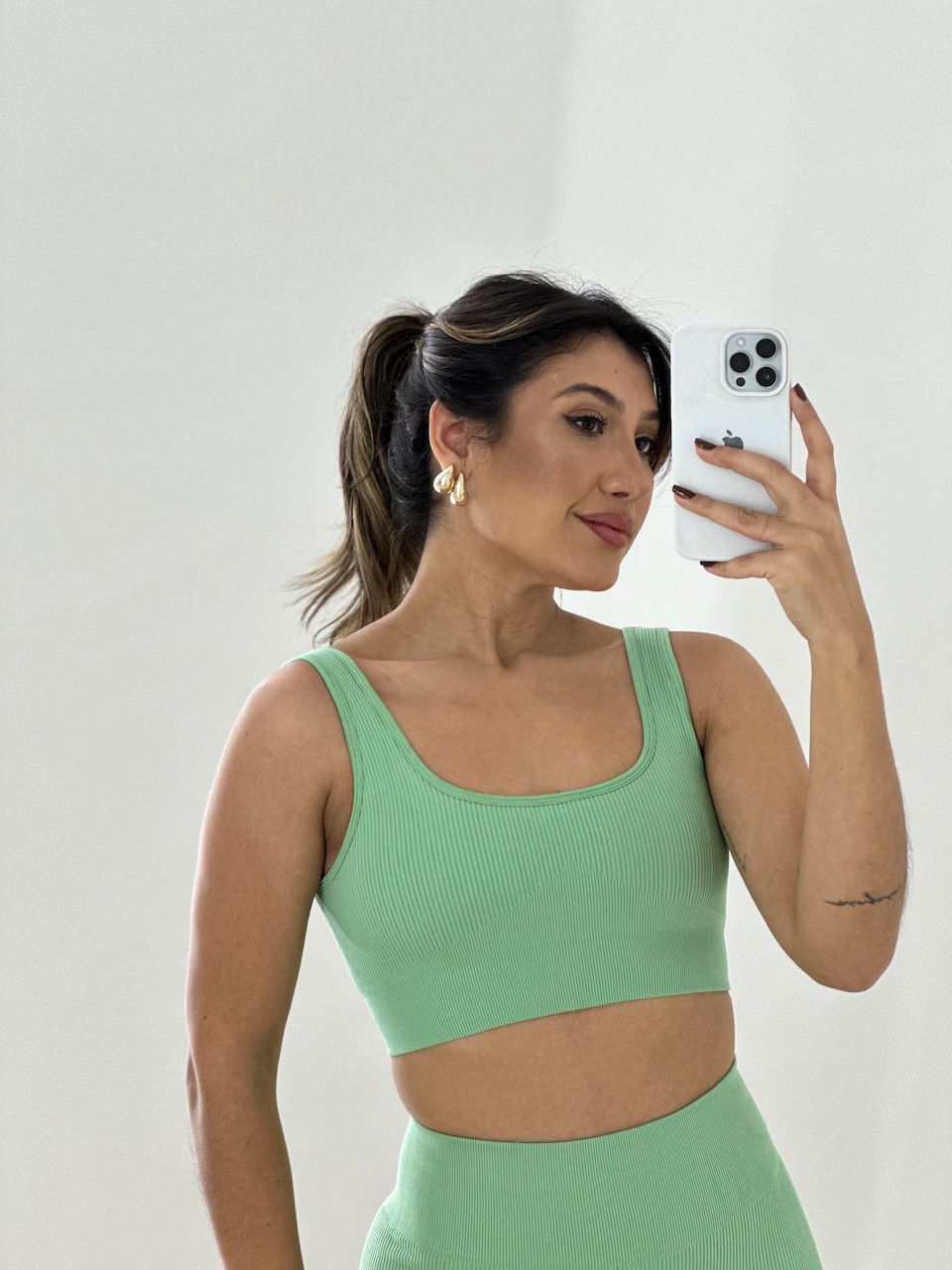 TOP FITNESS COM BOJO VERDE - 0053970014 - CAROLLA FERRARO