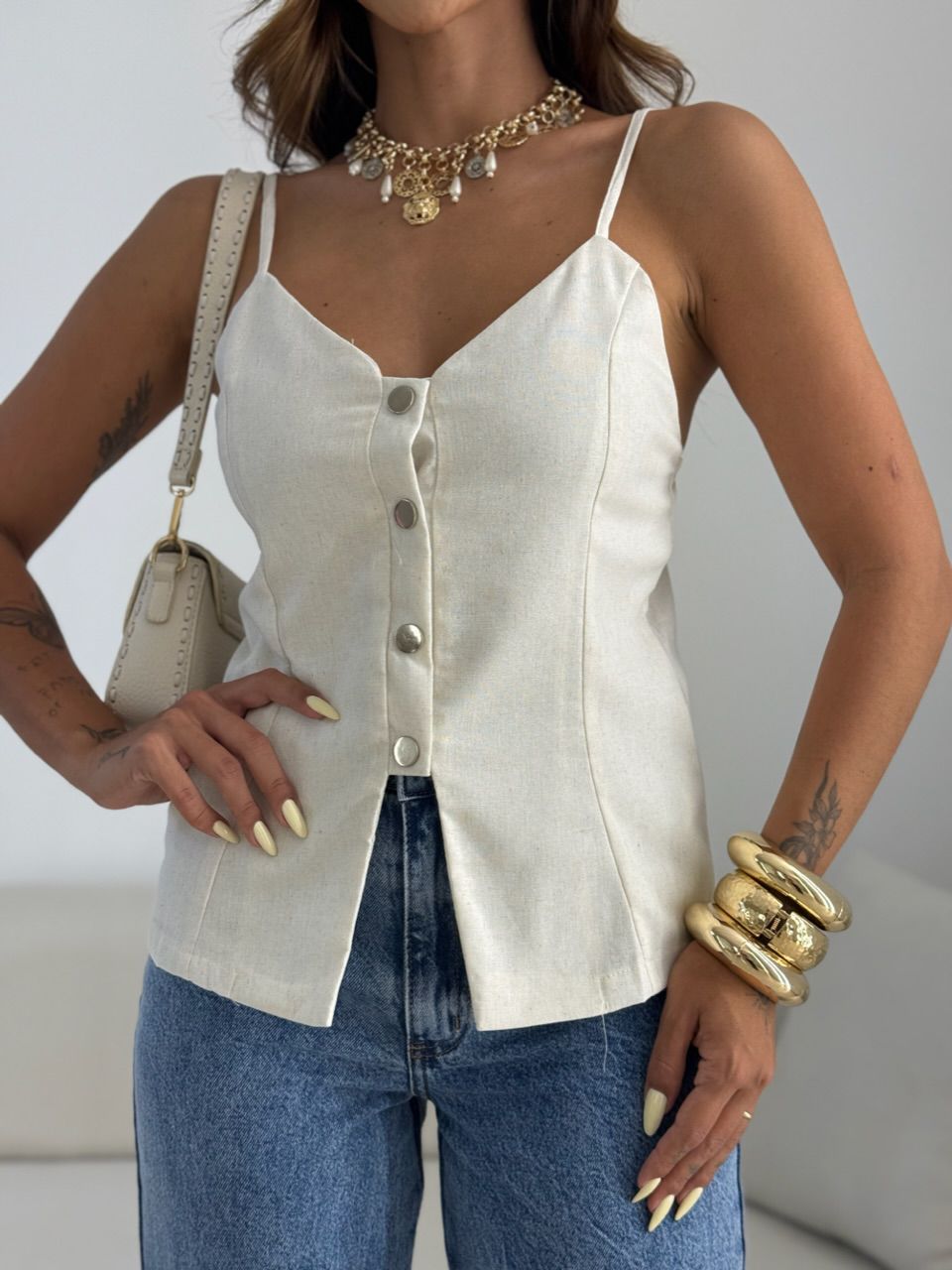 BLUSA VALÉRIA BOTÕES CRU