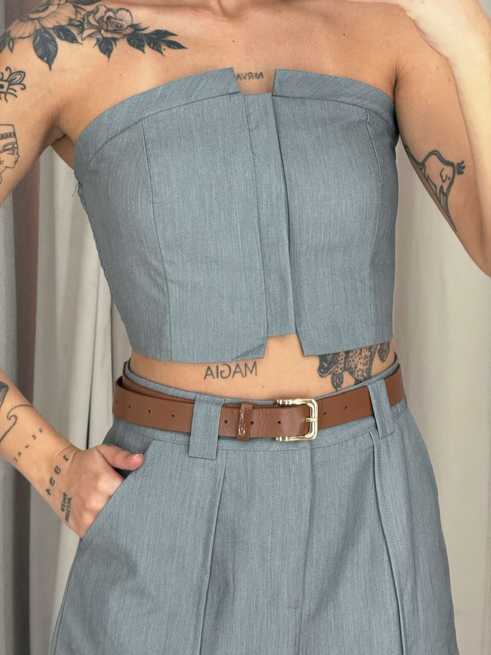 CONJUNTO ARIEL SAIA CINZA