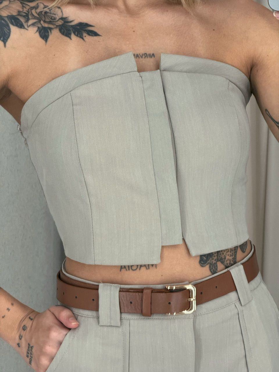 CONJUNTO ARIEL SAIA NUDE