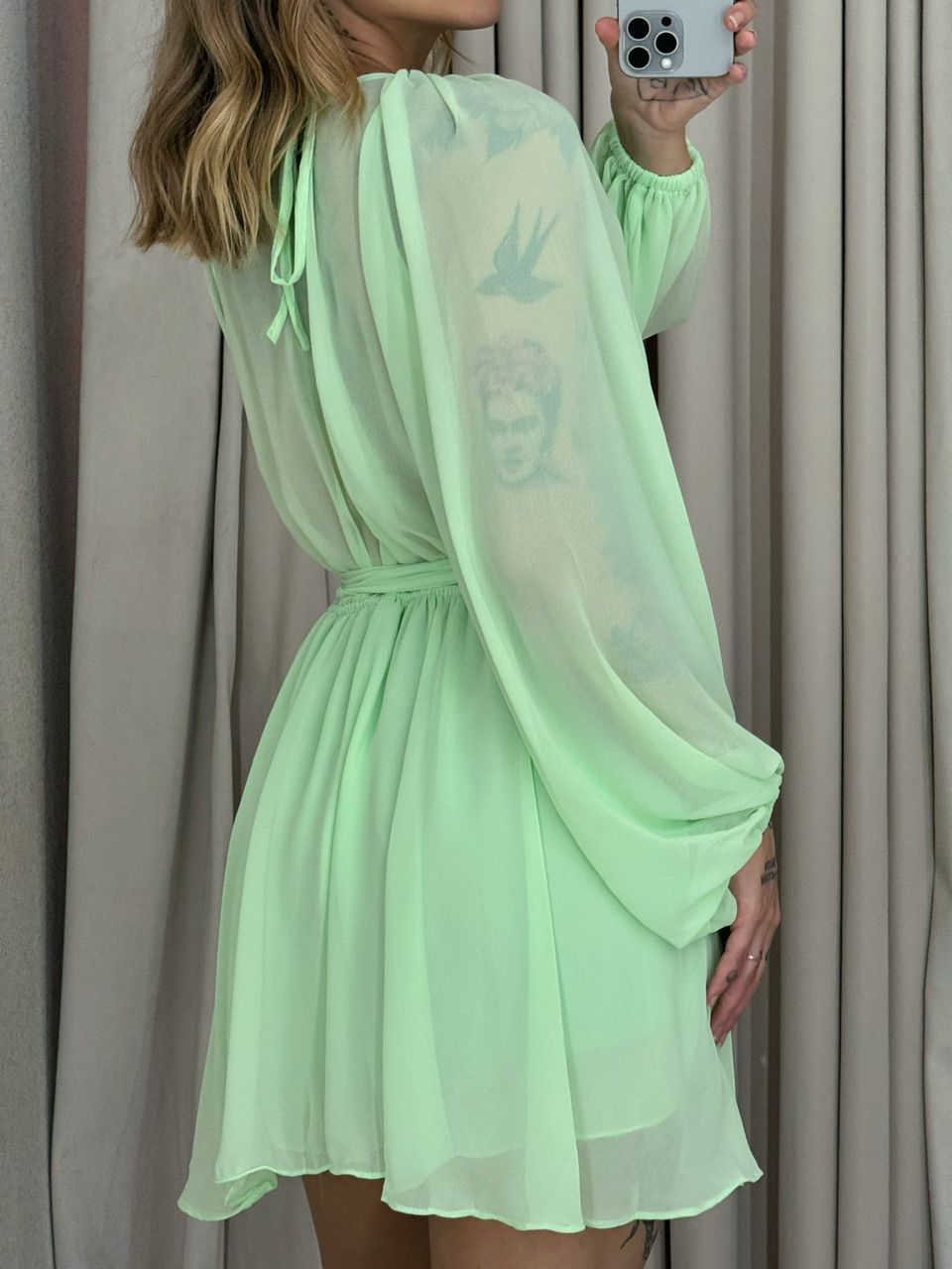 VESTIDO CINTIA DECOTE VERDE