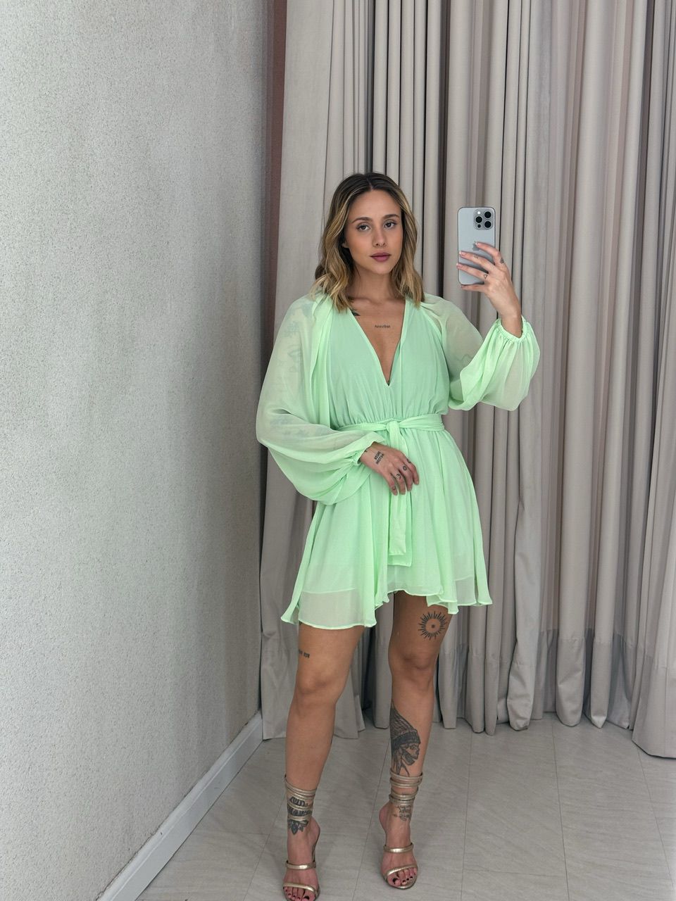 VESTIDO CINTIA DECOTE VERDE