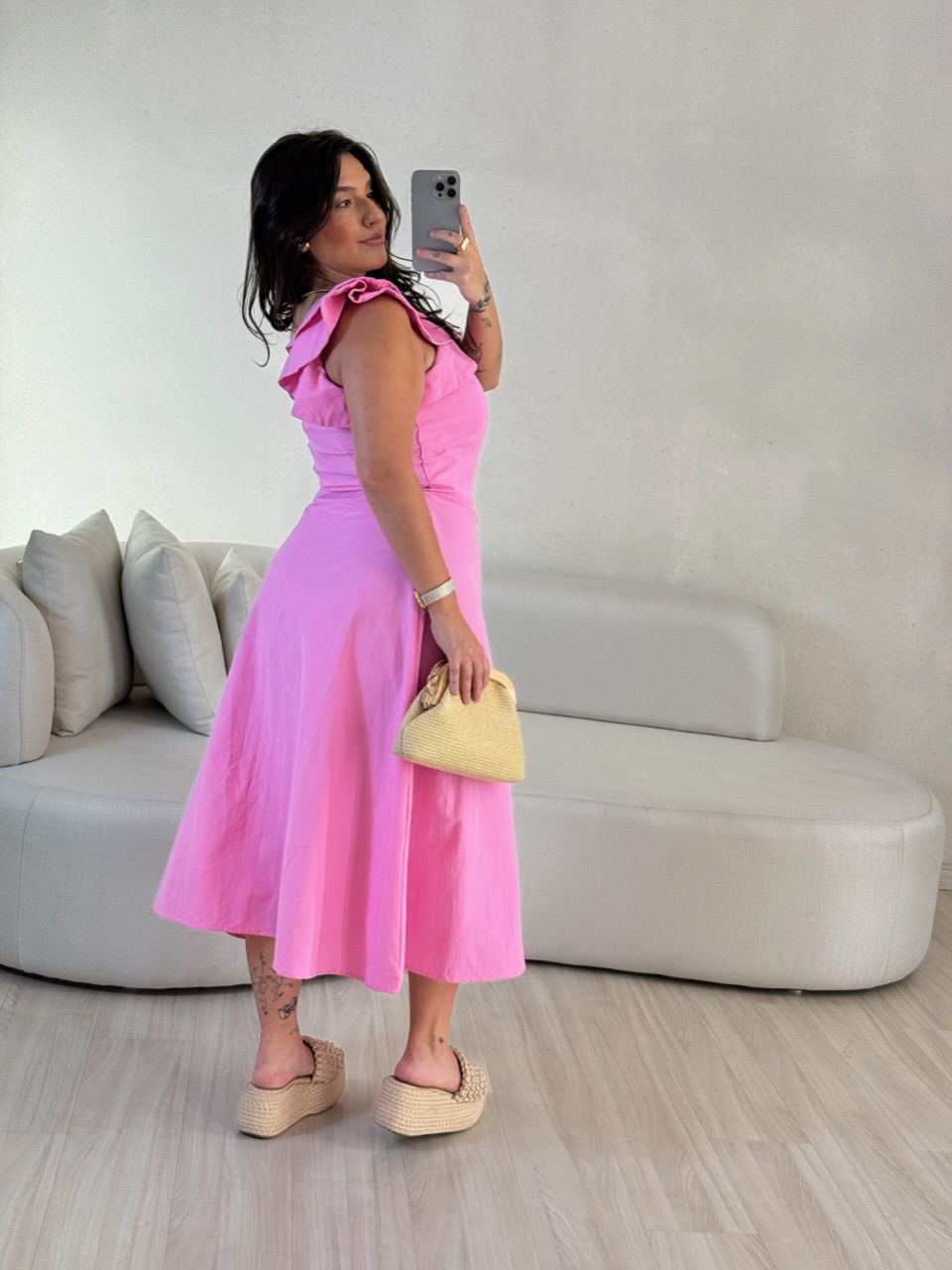 VESTIDO NULA MANGA BABADO ROSA