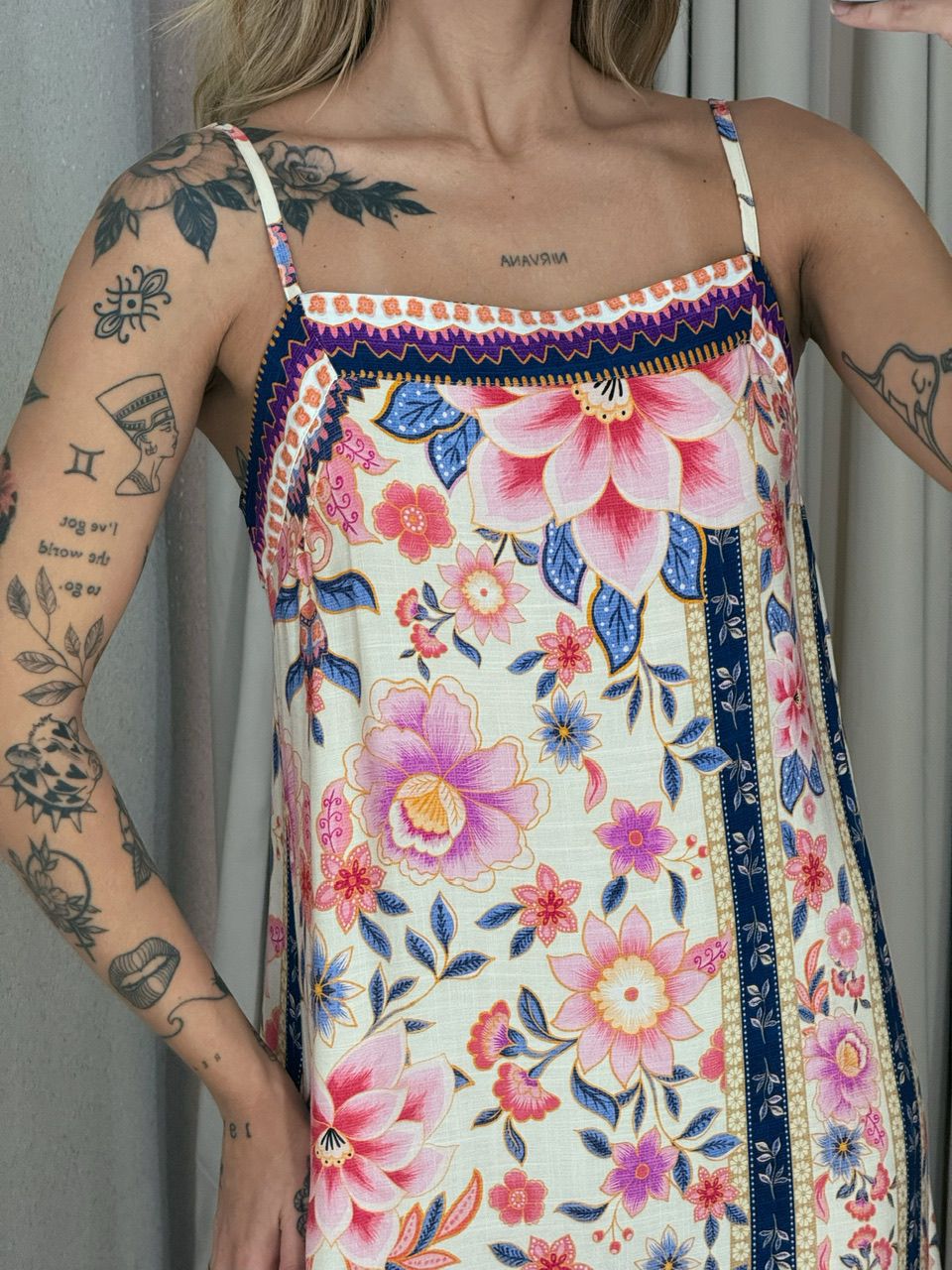 VESTIDO VIOLETA ALÇA OFF/ROSA