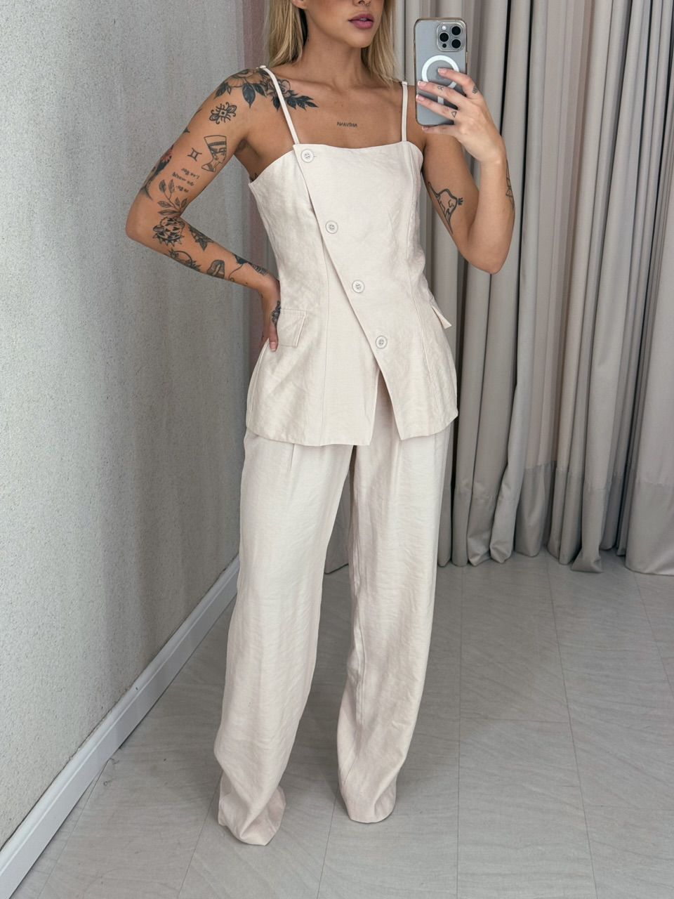 CONJUNTO CHARLENE BLUSA BOTÕES AREIA