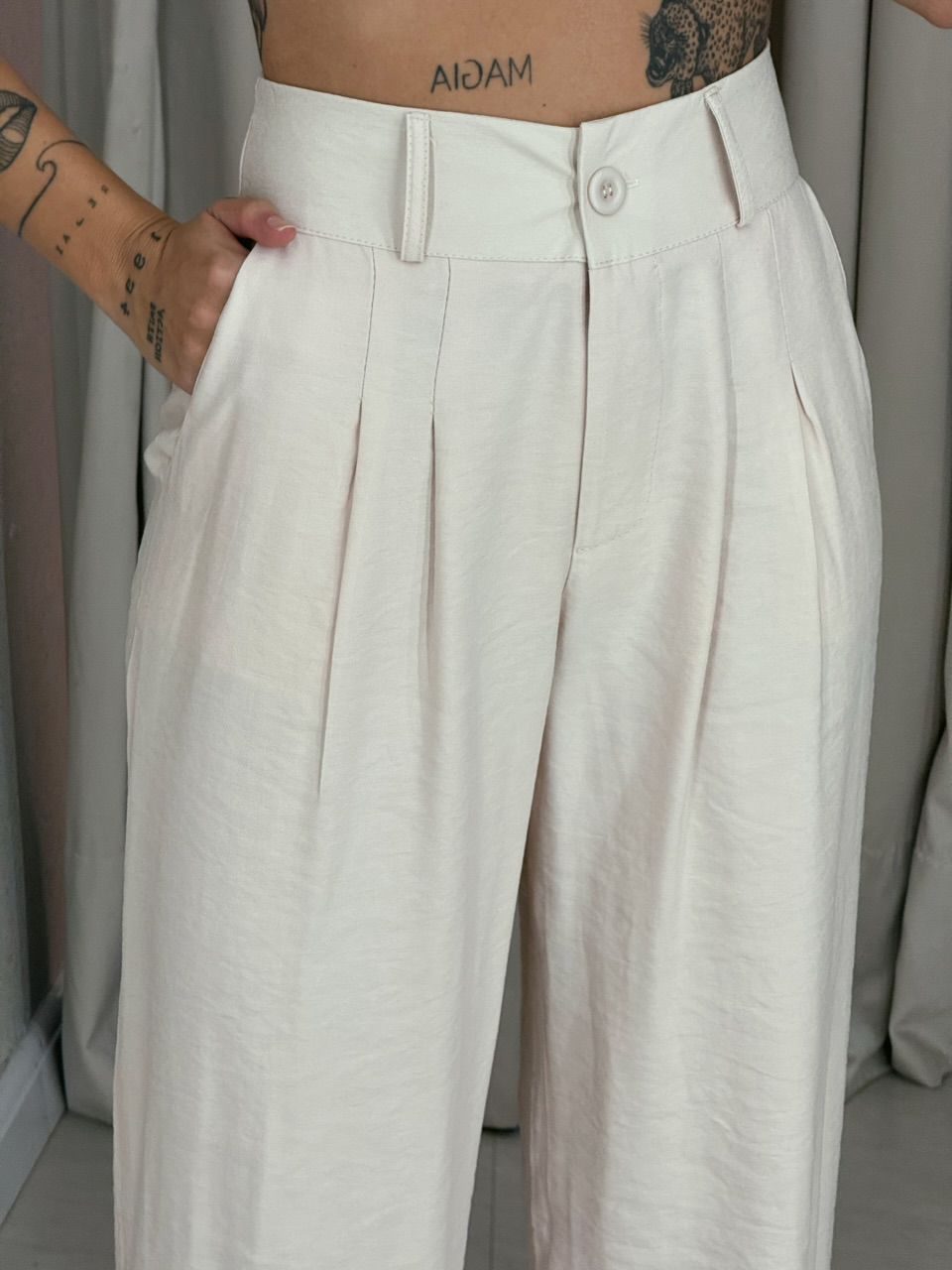 CONJUNTO CHARLENE BLUSA BOTÕES AREIA