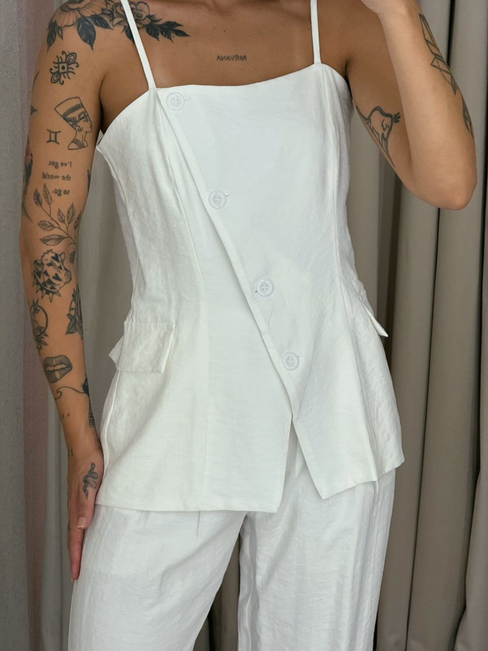 CONJUNTO CHARLENE BLUSA BOTÕES OFF