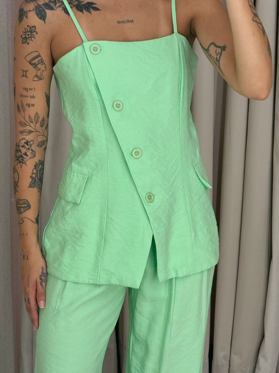 CONJUNTO CHARLENE BLUSA BOTÕES VERDE