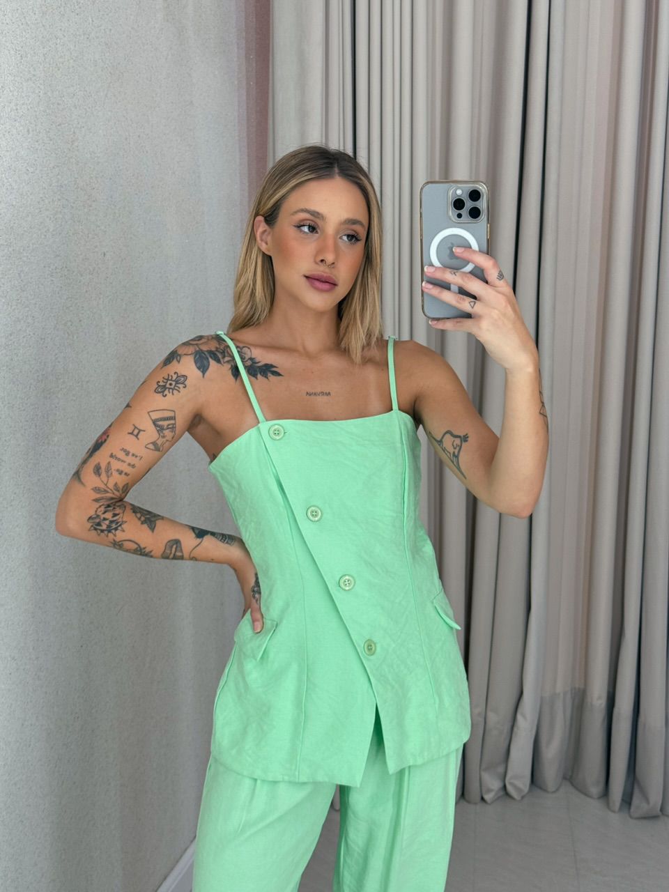 CONJUNTO CHARLENE BLUSA BOTÕES VERDE