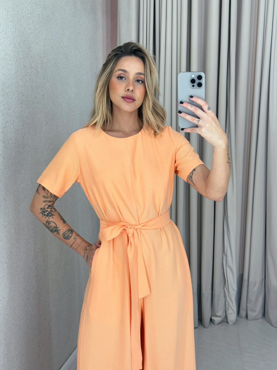 MACACÃO MELISSA MANGA CURTA Laranja