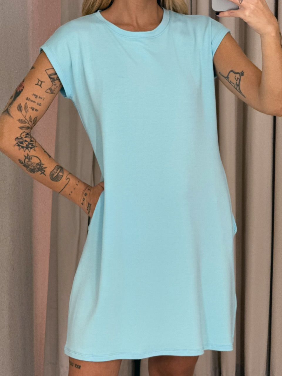 VESTIDO MARIA HELENA CURTO BABY BLUE