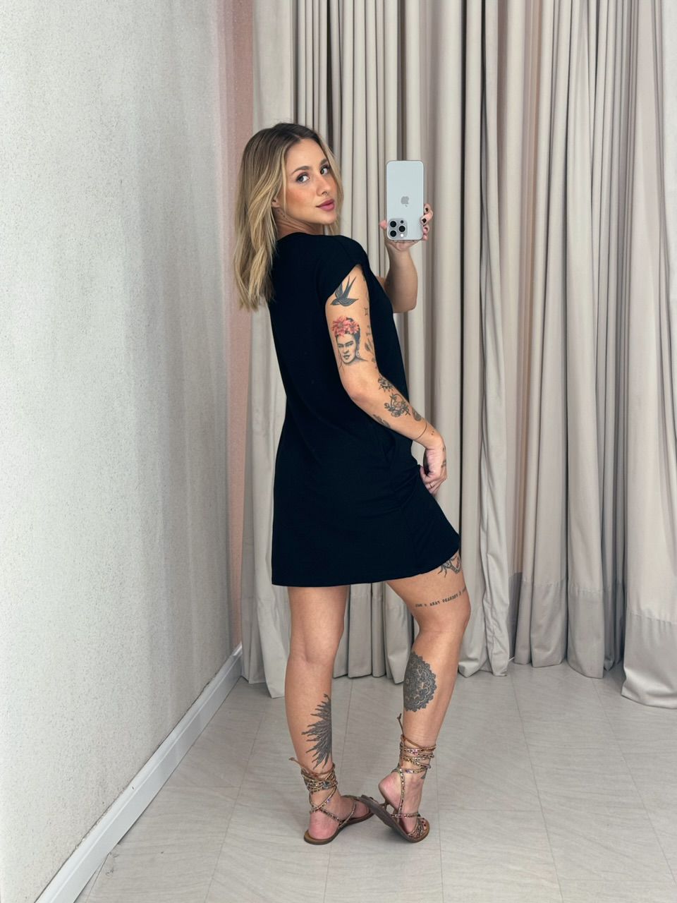 VESTIDO MARIA HELENA CURTO preto