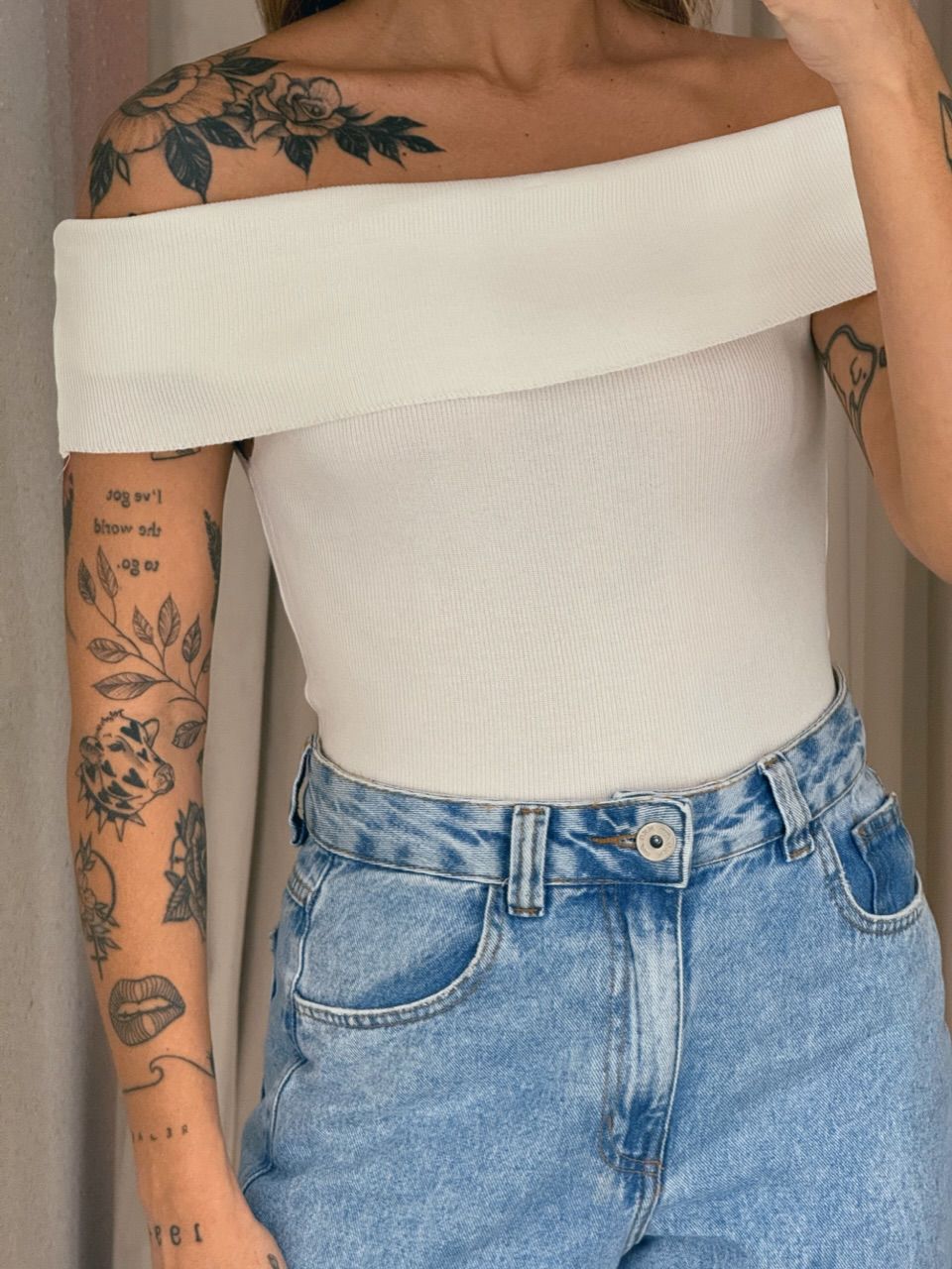 BLUSA ARIANA OMBRO A OMBRO OFF