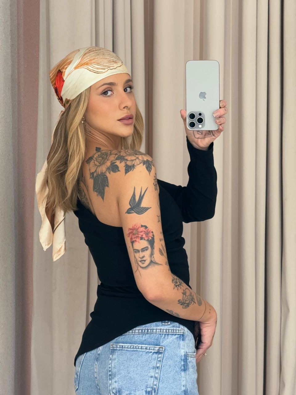 BLUSA CRISTINA NULA MANGA Preta
