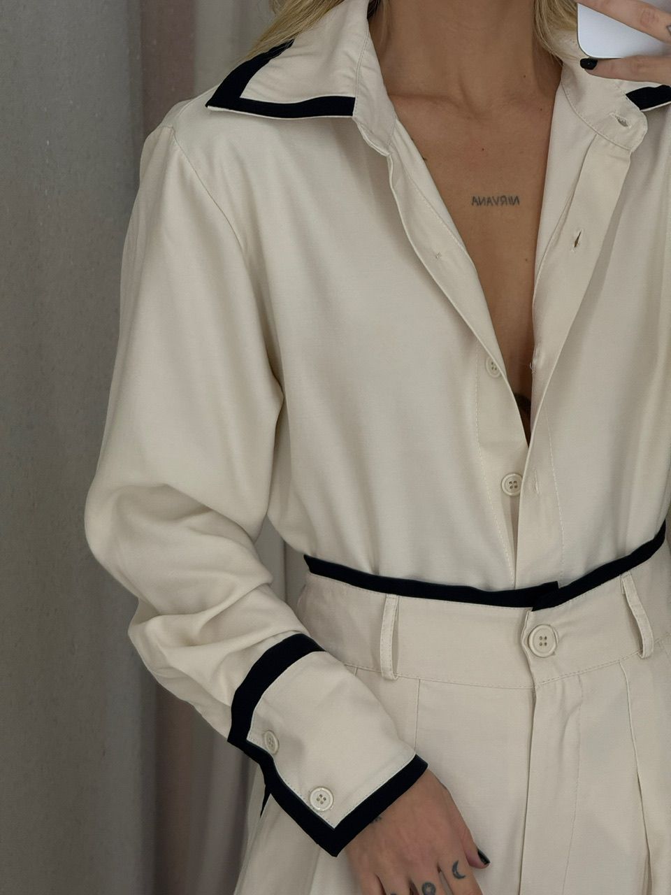 CONJUNTO ANA FLÁVIA CAMISA AREIA