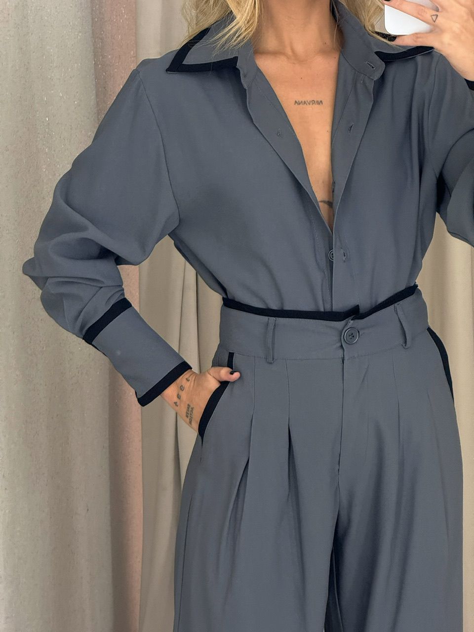 CONJUNTO ANA FLÁVIA CAMISA CINZA