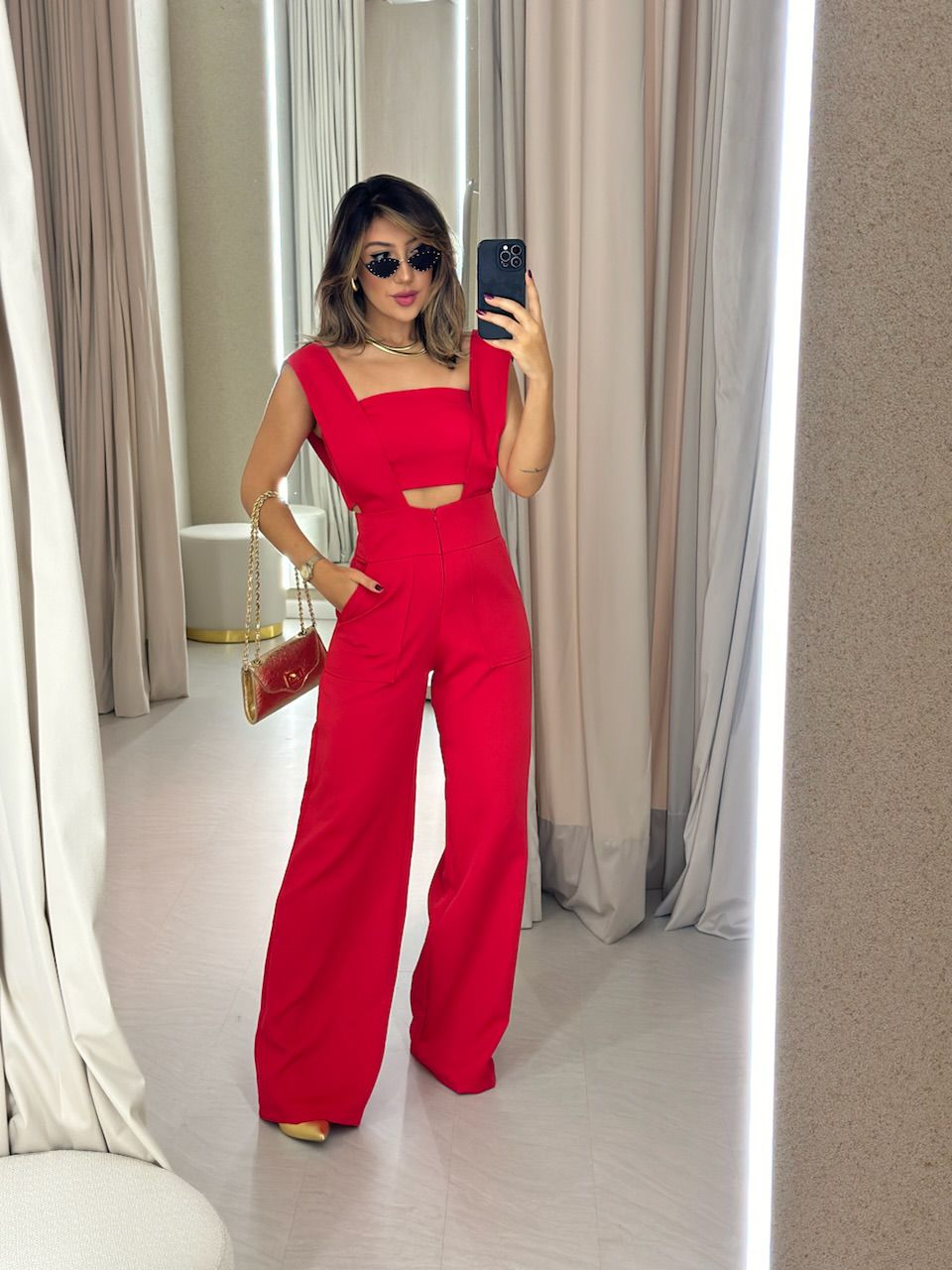 CONJUNTO CF SALOPETE CROPPED vermelho