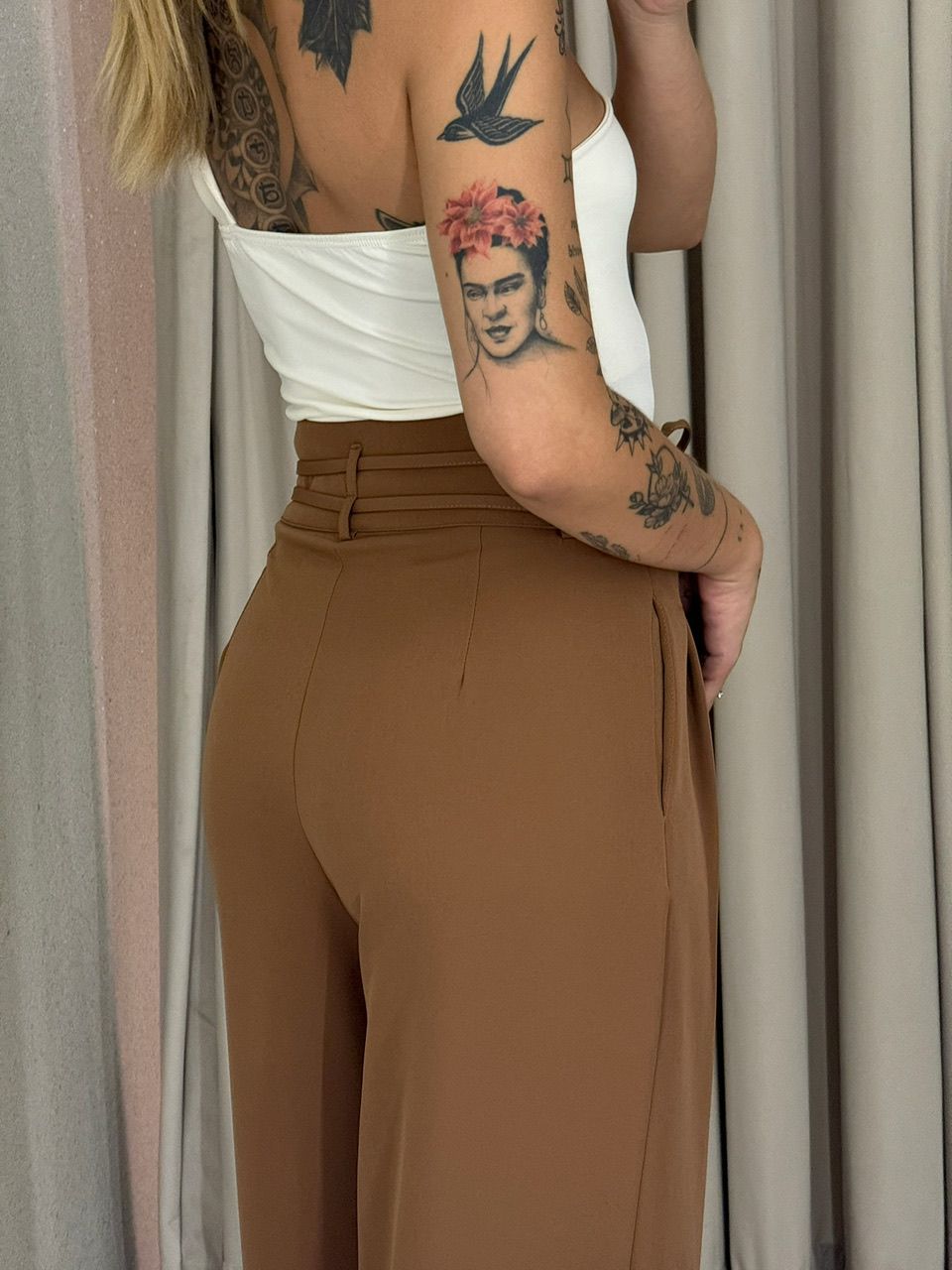 CALÇA YASMIN PANTALONA CAPUCCINO 