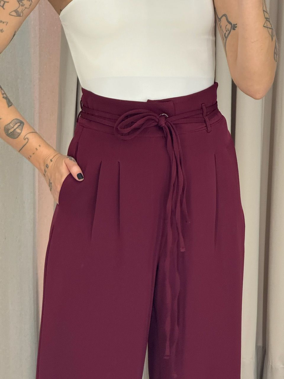 CALÇA YASMIN PANTALONA VINHO