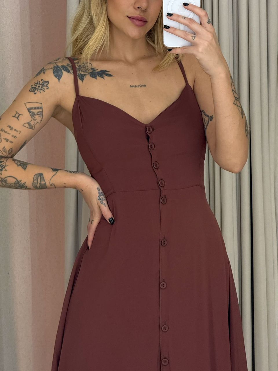 VESTIDO AMANDA ALÇA BOTÕES Marrom