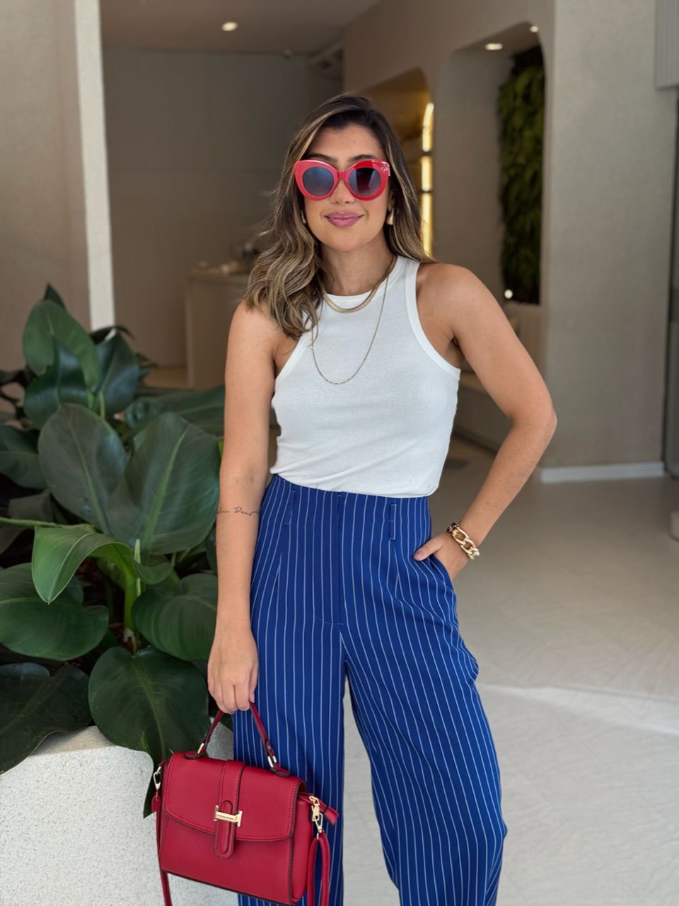 CALÇA RAFAELA RISCA DE GIZ AZUL