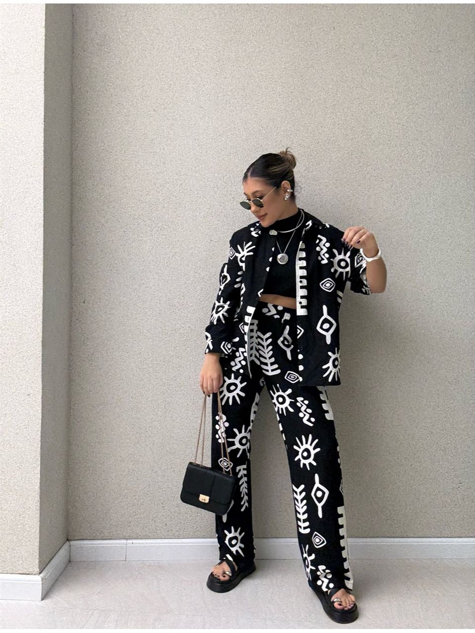 CONJUNTO ANA BEATRIZ ESTAMPADO PRETO - 0064210032 - CAROLLA FERRARO