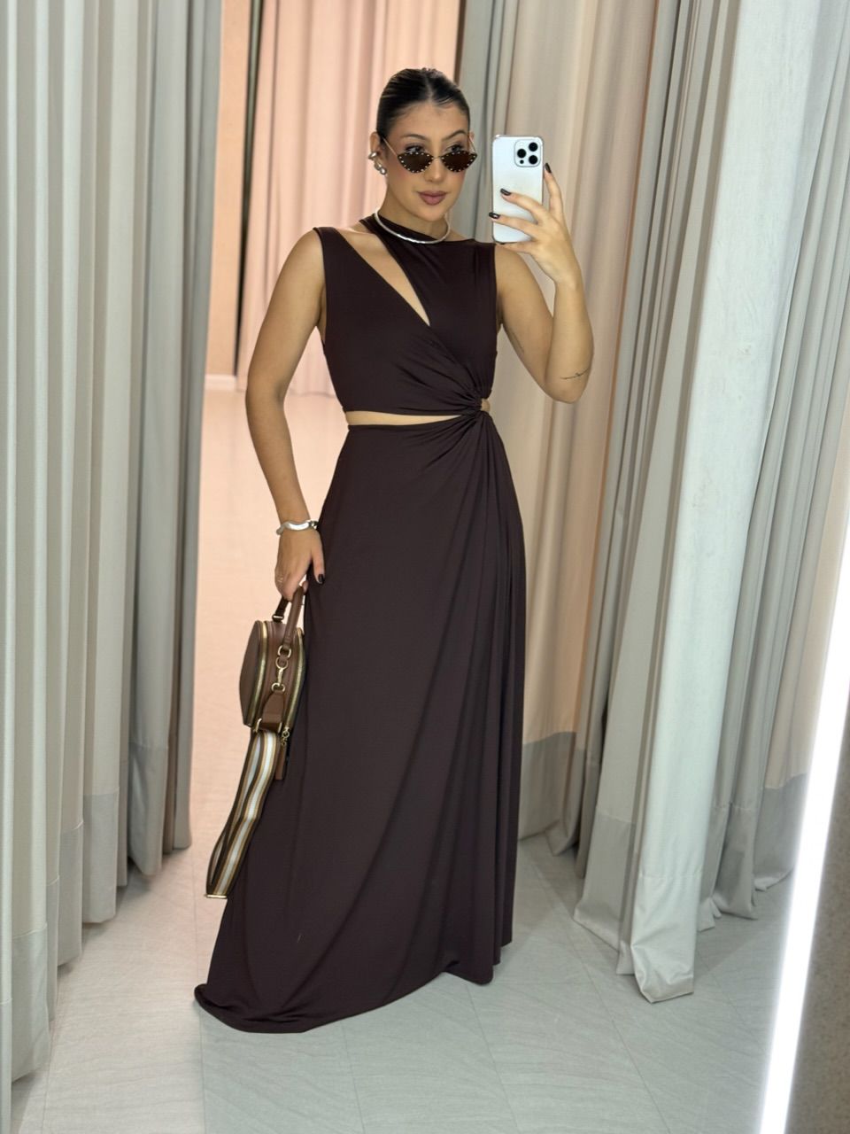 VESTIDO JORDANA DECOTE MARROM - 0064250054 - CAROLLA FERRARO