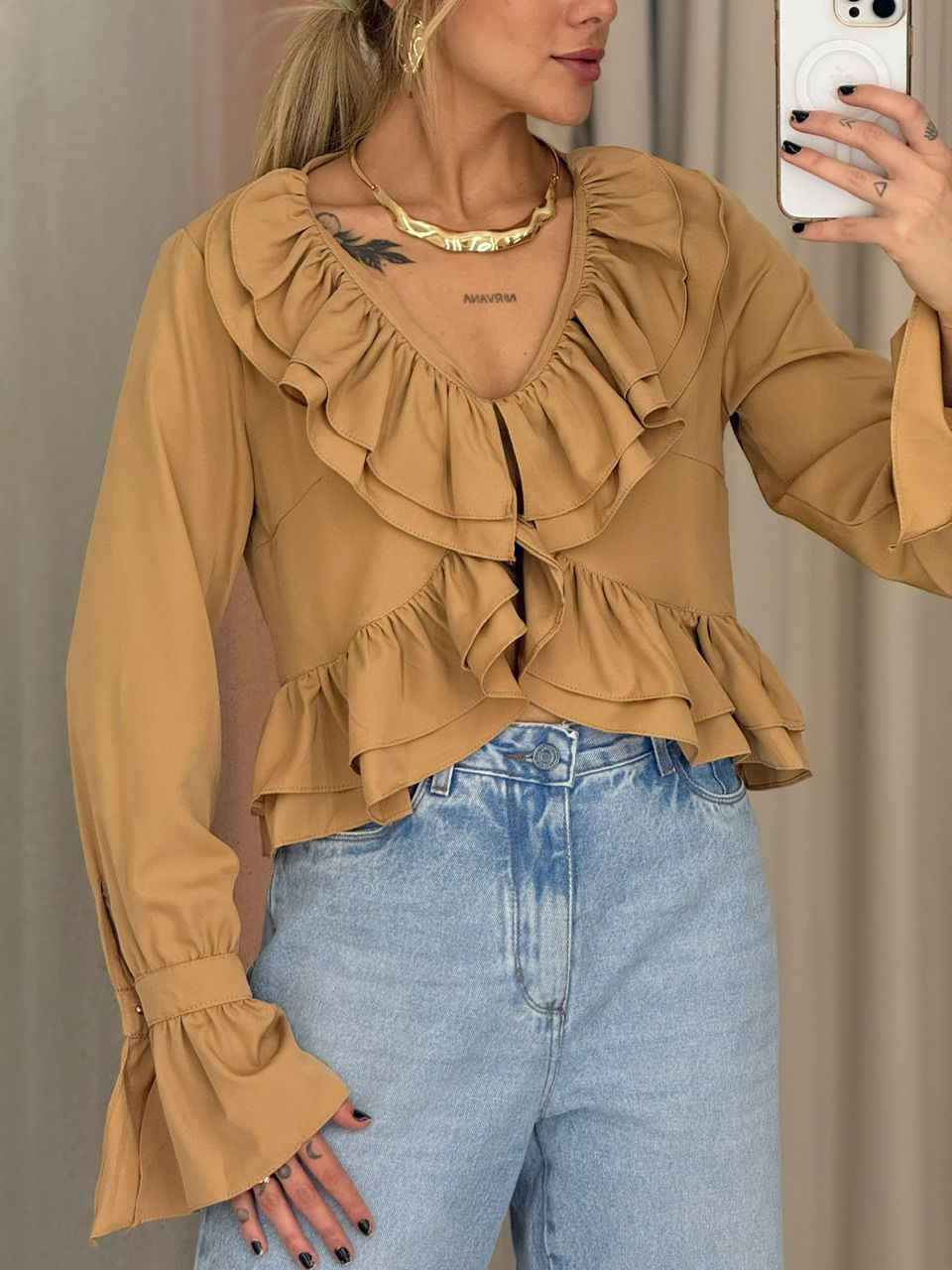 BLUSA JESSICA BABADOS NUDE