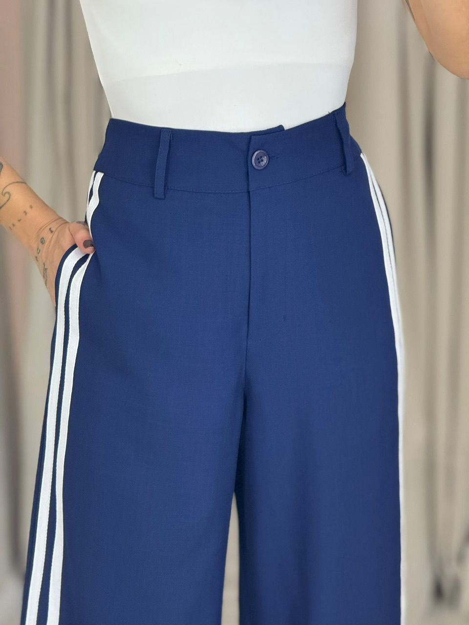CALÇA KATHERINE LISTRAS MARINHO